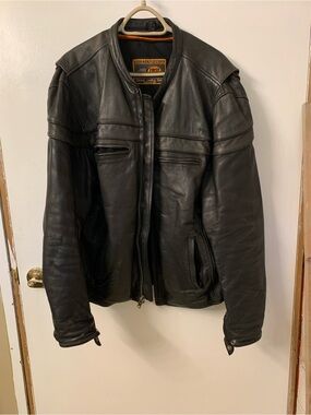 Men's Black Leather Bomber Jacket - Classic Riding Style